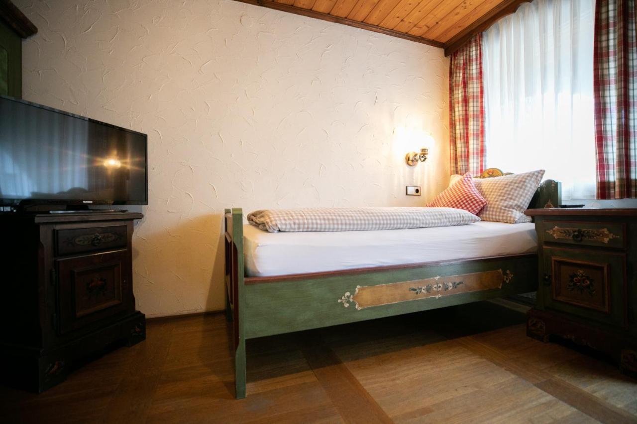 Gaestehaus Am Eichbach シュランベルク エクステリア 写真